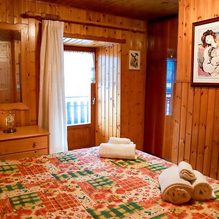 Tre Cime Focobon - Bellavista Sulle Dolomiti Appartement Falcade Buitenkant foto